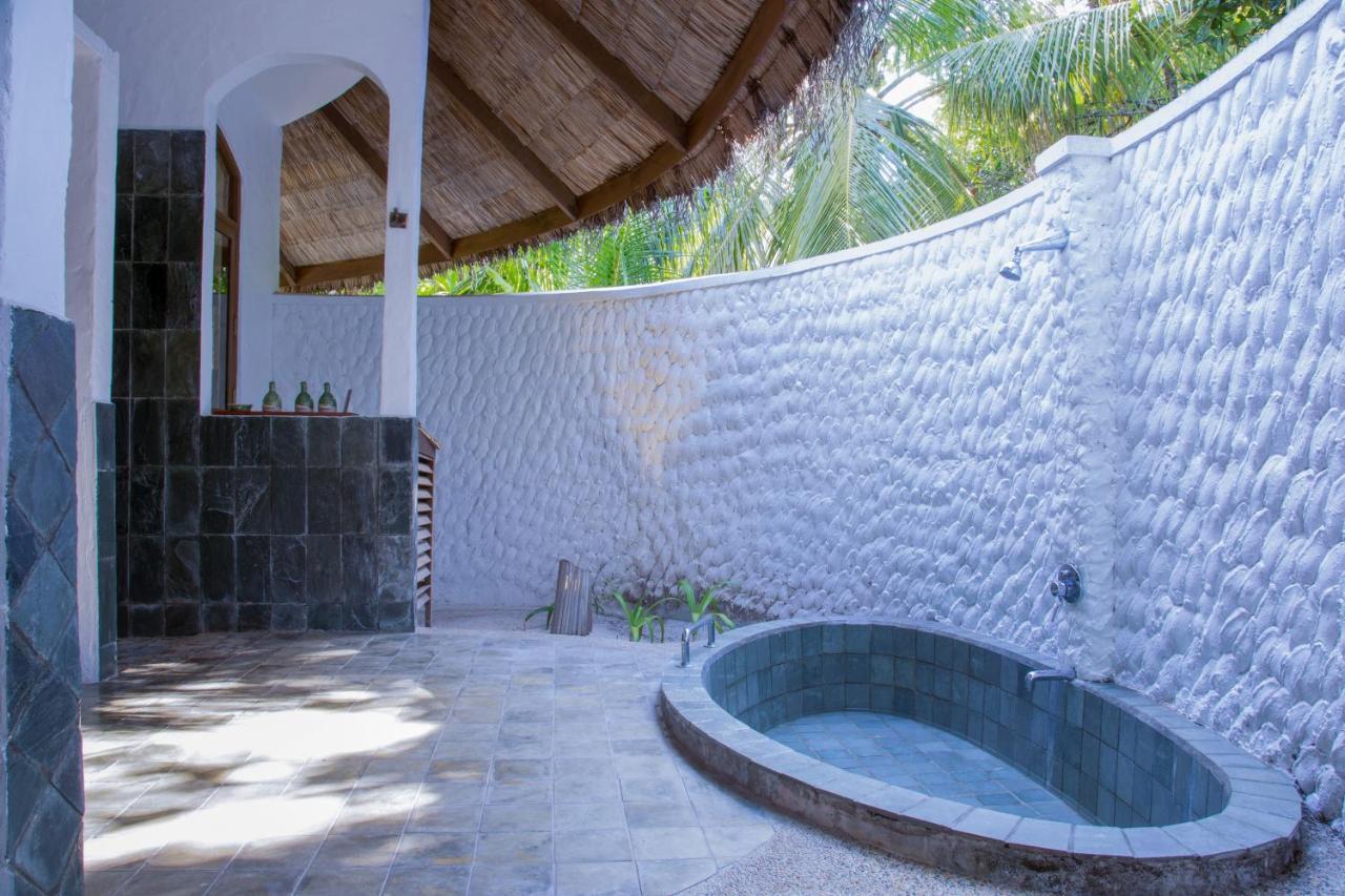 Coco Palm Dhuni Kolhu Hotel Thulhaadhoo Exterior photo