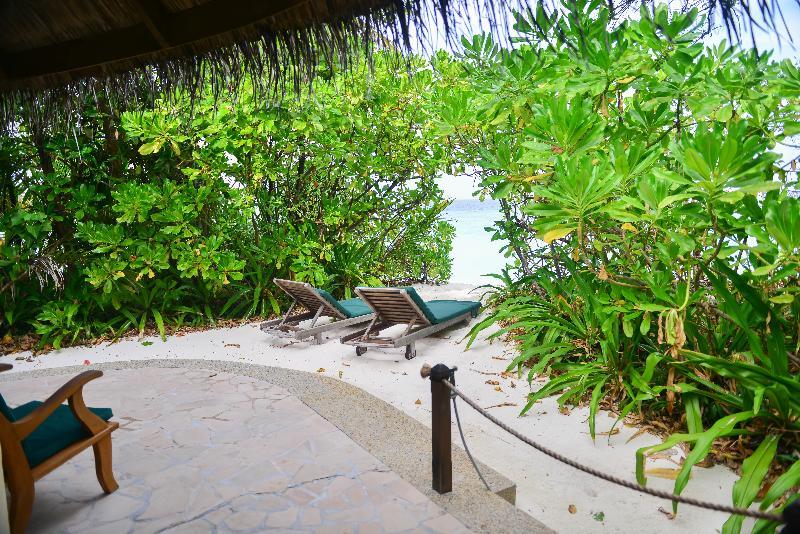 Coco Palm Dhuni Kolhu Hotel Thulhaadhoo Exterior photo